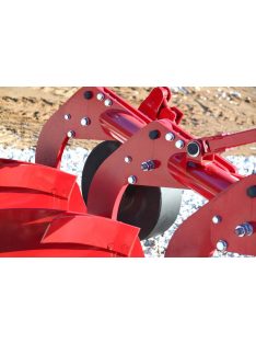   3 fejes lengyel csővázas eke 80-90 Le traktorokhoz INGYENES HÁZHOZ SZÁLLÍTÁSSAL!