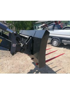   Trágyavilla alászúrós 1750mm szélességű, 810mm-es tüskékkel