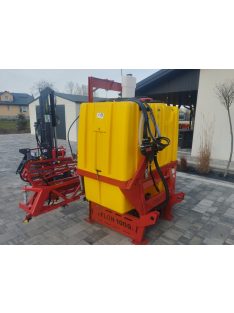 1000/12 függesztett szántóföldi permetező (Lengyel)