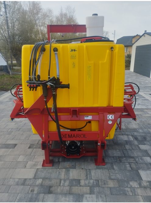 1000/15 függesztett szántóföldi permetező (Lengyel)