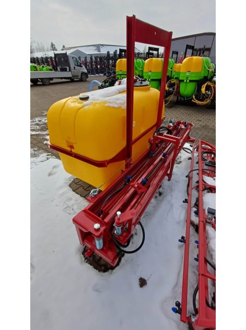 800/15 függesztett szántóföldi permetező (Lengyel)