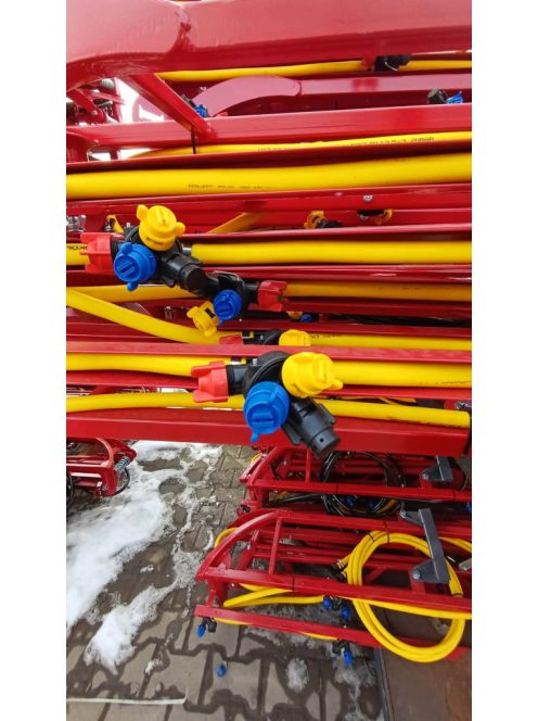 800/15 függesztett szántóföldi permetező (Lengyel)